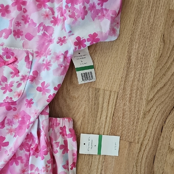 Karen Neuburger Pink and White Floral Pajama Set - Picture 3 of 11